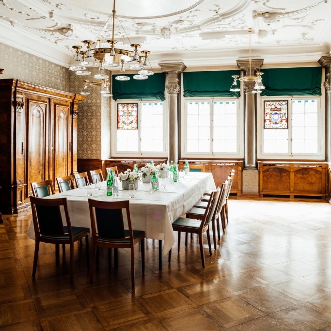 Zunfthaus zur Saffran Saal zur weissen Rose