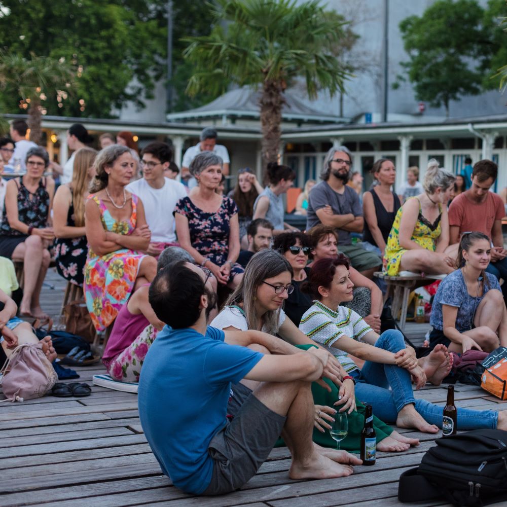 live-am-mittwuch-barfussbar-allink_frauenbadi Zürich cotedazurich