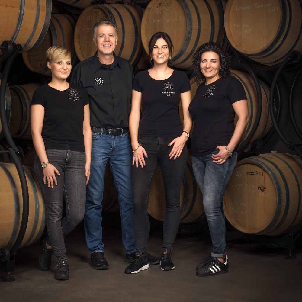 Zweifel 1898 Wein Weinberater-Team Höngg cotedazurich