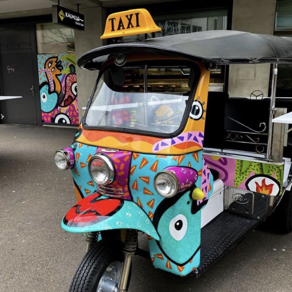 Ona Sadkowsky TukTuk Taxi Zuerich cotedazurich