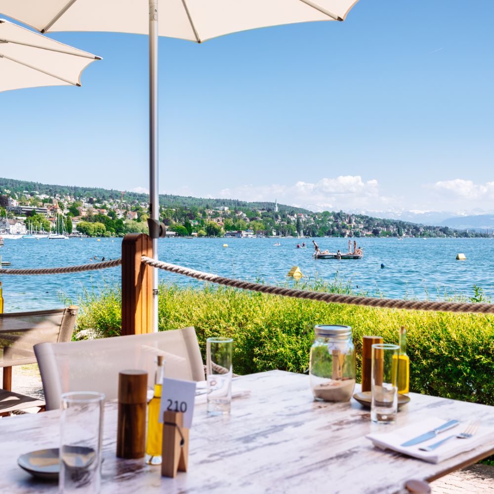 Lake Side Essen mit Aussicht Zürich cotedazurich