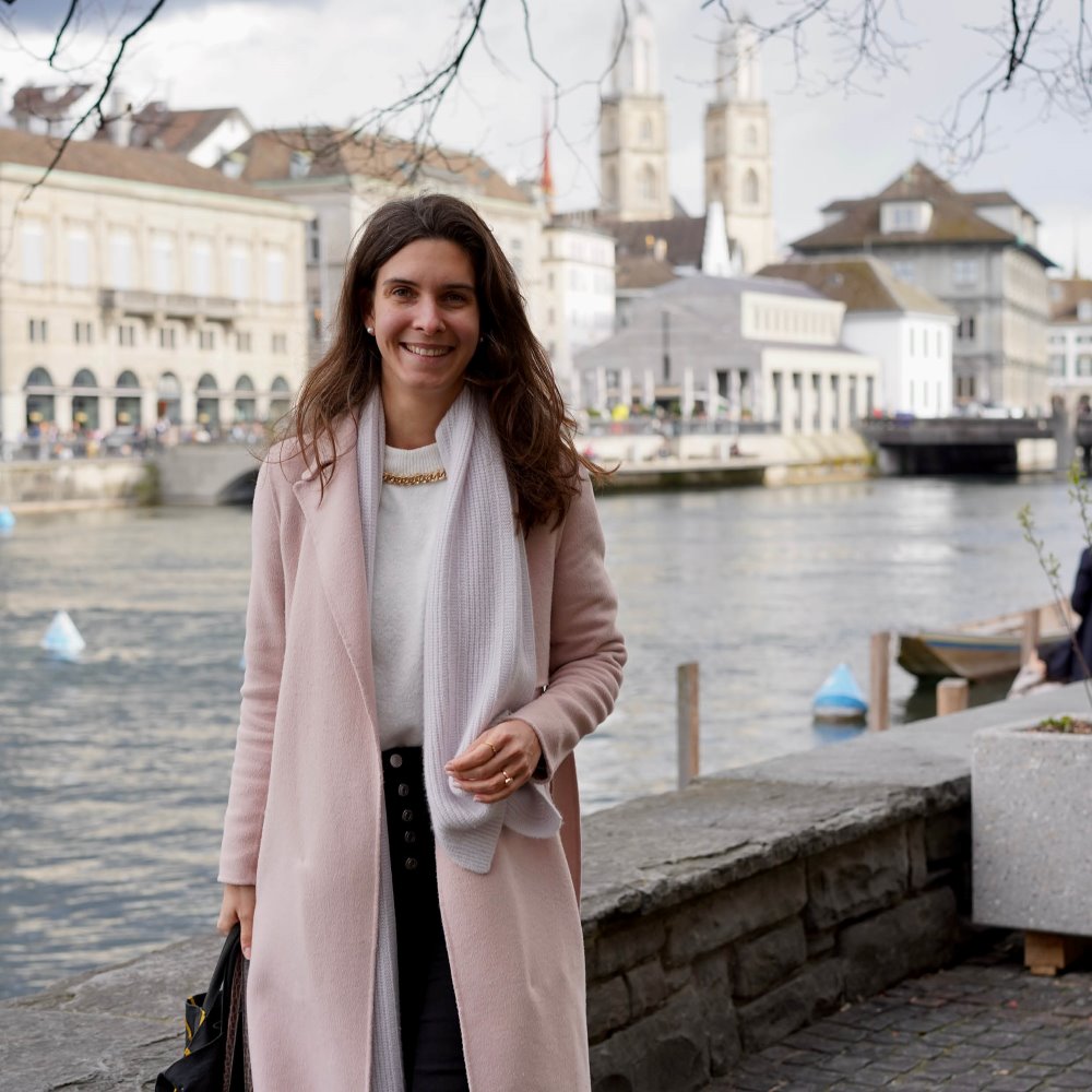 Gatya Goes Zurich Private Tours